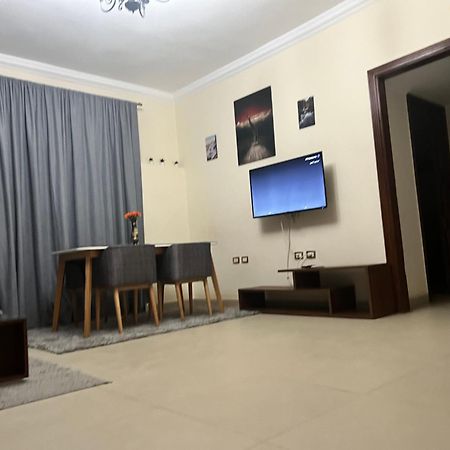 Апартаменты Hidden Gem With Pool Access In New Каир Экстерьер фото
